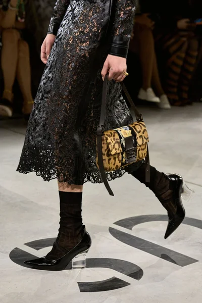 Look 153